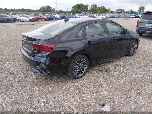 2024 KIA FORTE GT-LINE 4