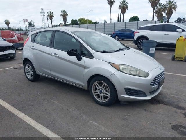 2017 FORD FIESTA SE 1