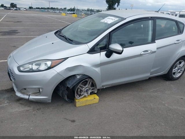 2017 FORD FIESTA SE 6