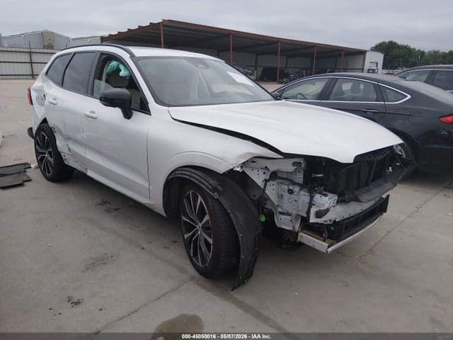 2024 VOLVO XC60 B5 PLUS DARK THEME - 1