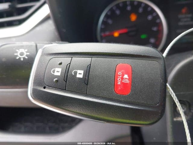 2020 TOYOTA RAV4 XLE 11