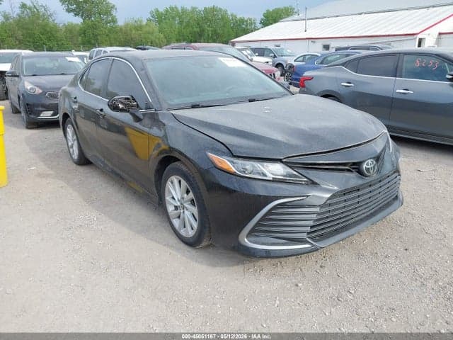 2022 TOYOTA CAMRY LE - 1