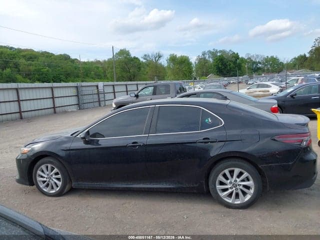 2022 TOYOTA CAMRY LE 14