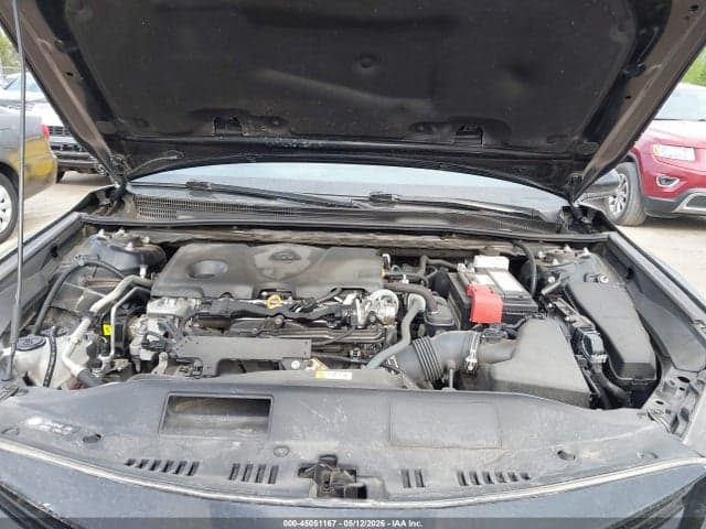 2022 TOYOTA CAMRY LE 10