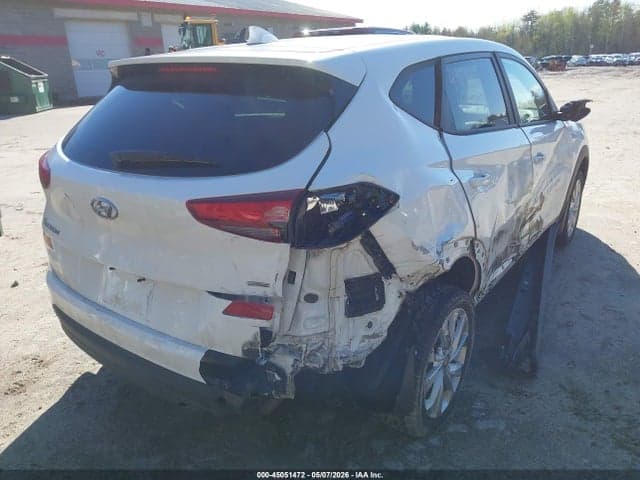2020 HYUNDAI TUCSON SE 6