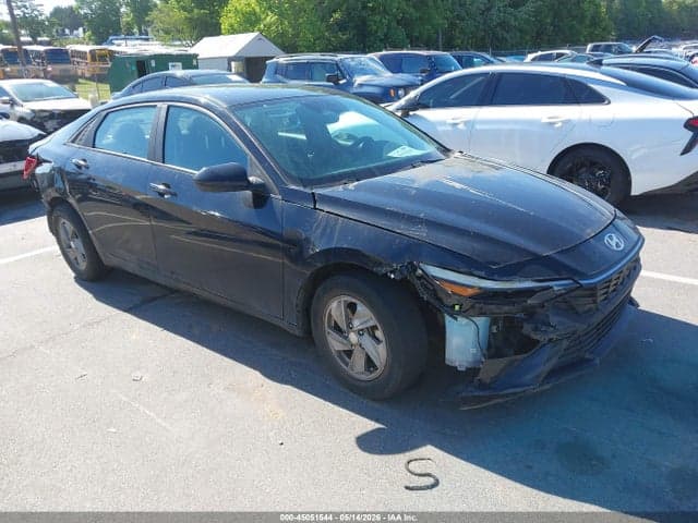 2024 HYUNDAI ELANTRA SE 1