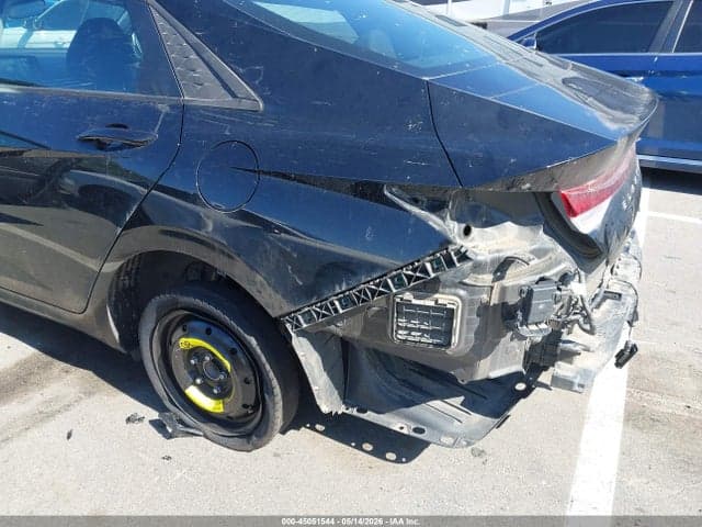 2024 HYUNDAI ELANTRA SE 6