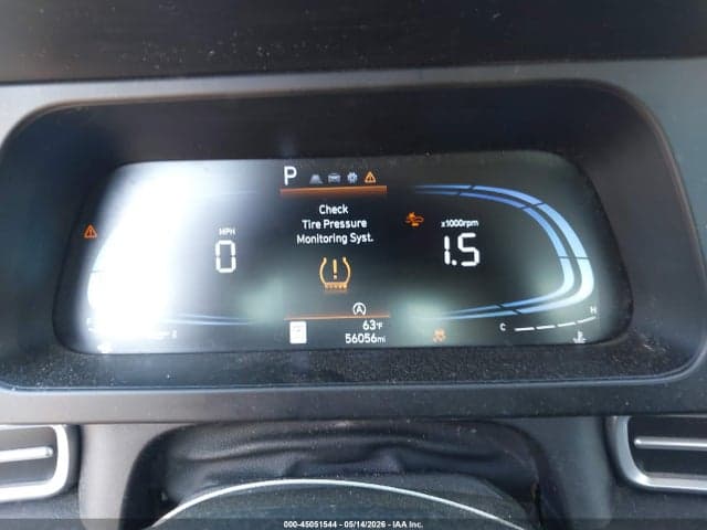 2024 HYUNDAI ELANTRA SE 7