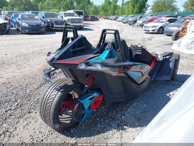 2022 POLARIS SLINGSHOT R 4