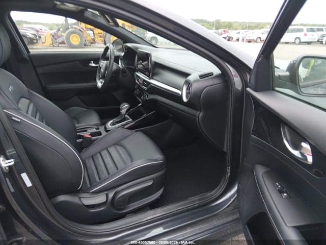 2024 KIA FORTE GT-LINE 5