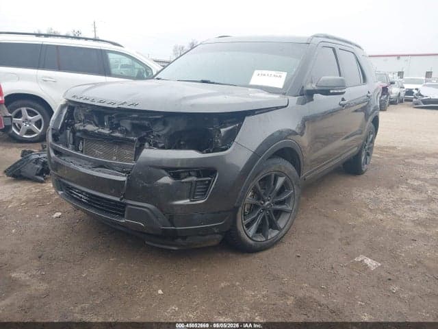 2019 FORD EXPLORER XLT 2