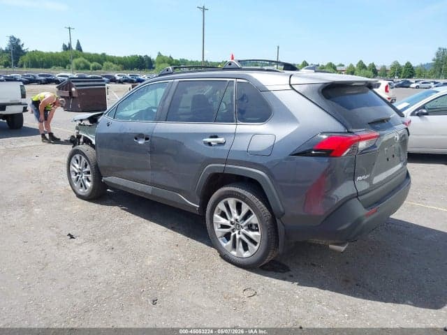 2025 TOYOTA RAV4 XLE PREMIUM 3
