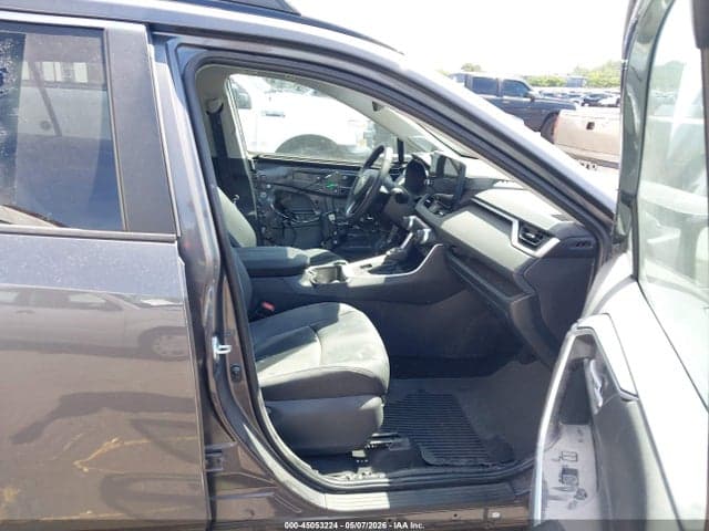 2025 TOYOTA RAV4 XLE PREMIUM 5