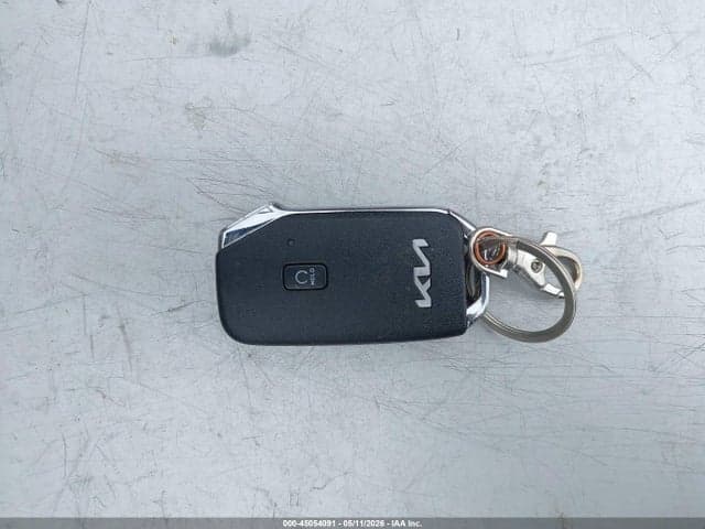 2024 KIA SELTOS S 11