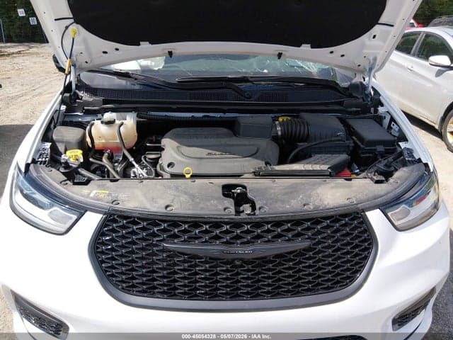 2024 CHRYSLER PACIFICA TOURING L 11