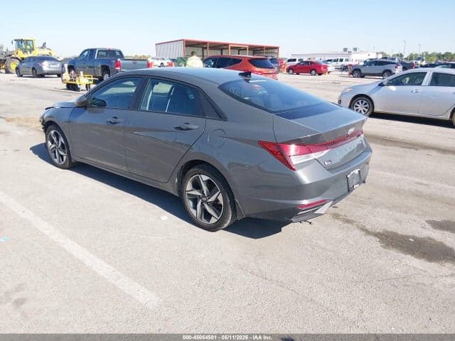 2023 HYUNDAI ELANTRA SEL 3