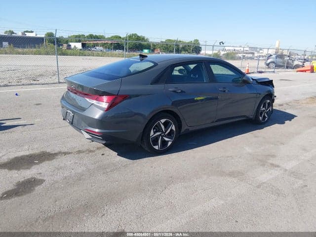 2023 HYUNDAI ELANTRA SEL 4