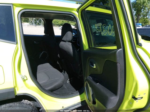 2017 JEEP RENEGADE LATITUDE 4X4 8