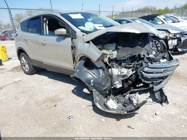 2017 FORD ESCAPE SE - 1