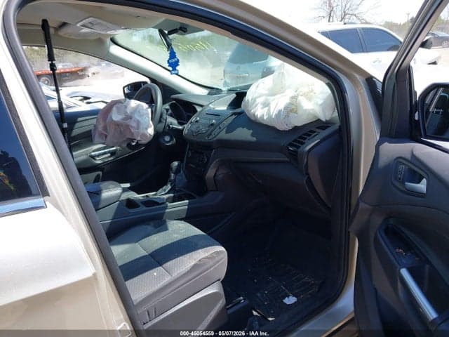 2017 FORD ESCAPE SE 5