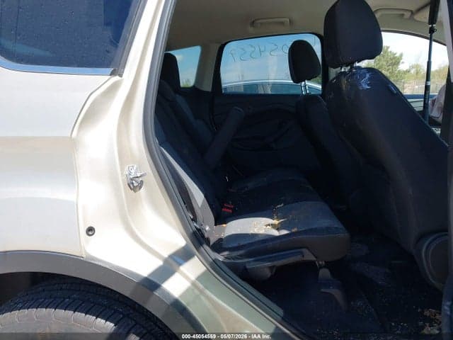 2017 FORD ESCAPE SE 8