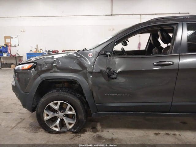2017 JEEP CHEROKEE TRAILHAWK 4X4 15
