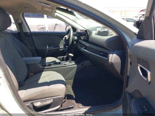 2025 KIA K4 LXS 5