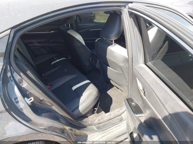 2025 TOYOTA CAMRY SE 8