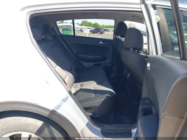 2017 KIA SPORTAGE LX 8