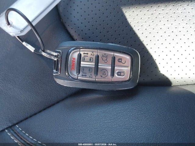 2025 CHRYSLER PACIFICA HYBRID SELECT 11