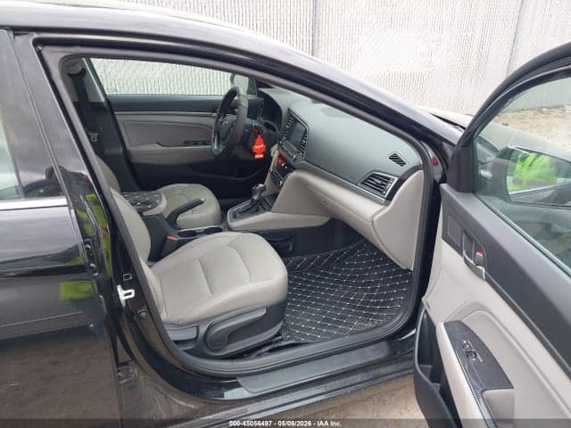 2017 HYUNDAI ELANTRA LIMITED 5