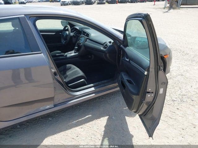 2018 HONDA CIVIC EX 5