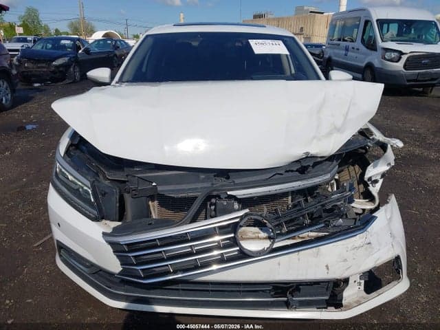 2018 VOLKSWAGEN PASSAT 2.0T SE 12