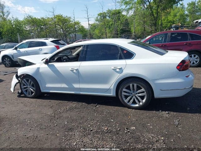2018 VOLKSWAGEN PASSAT 2.0T SE 14