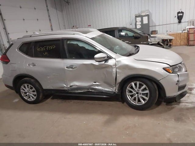 2017 NISSAN ROGUE SV 13