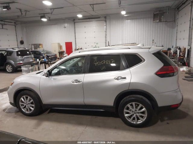2017 NISSAN ROGUE SV 14