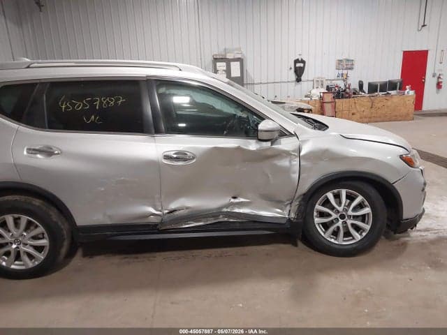 2017 NISSAN ROGUE SV 6