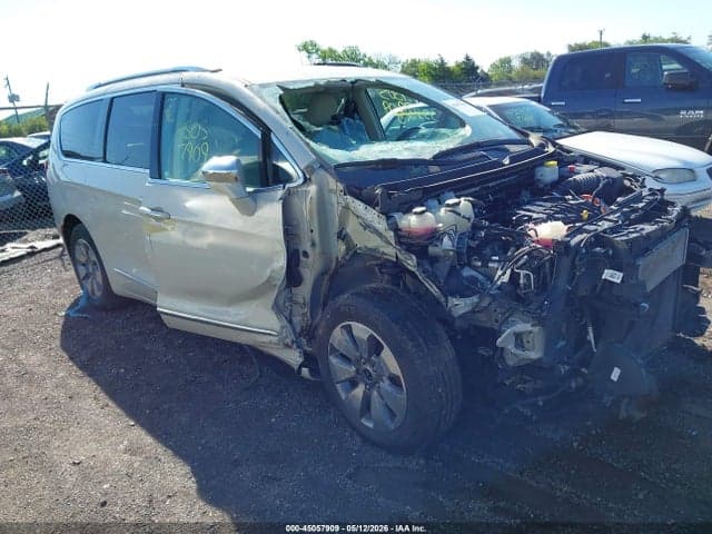 2019 CHRYSLER PACIFICA HYBRID LIMITED 1