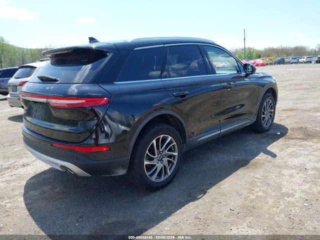 2022 LINCOLN CORSAIR STANDARD 4