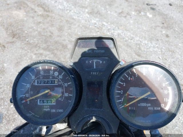 1982 SUZUKI GS750 T 7