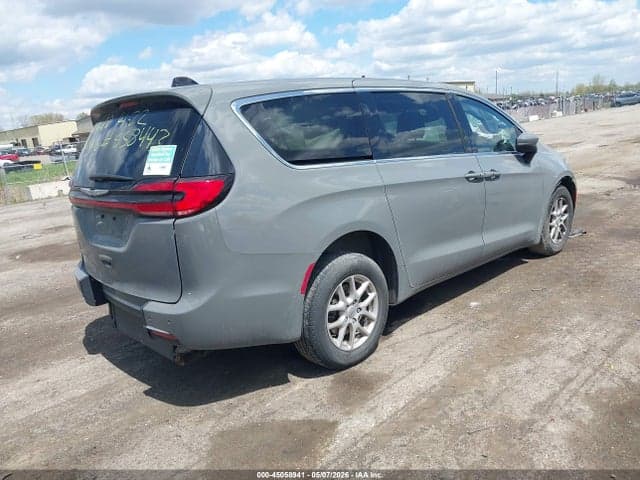 2023 CHRYSLER PACIFICA TOURING 4