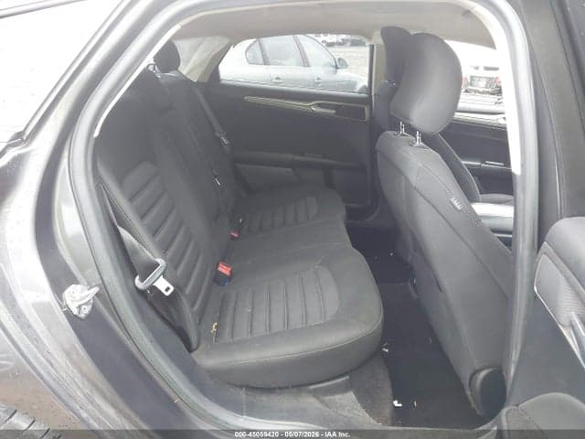 2017 FORD FUSION SE 8
