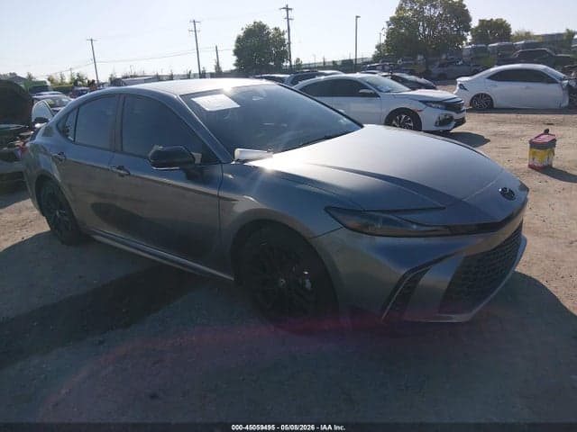 2025 TOYOTA CAMRY SE - 1