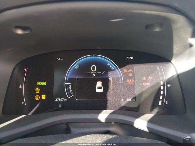 2025 TOYOTA CAMRY SE 7