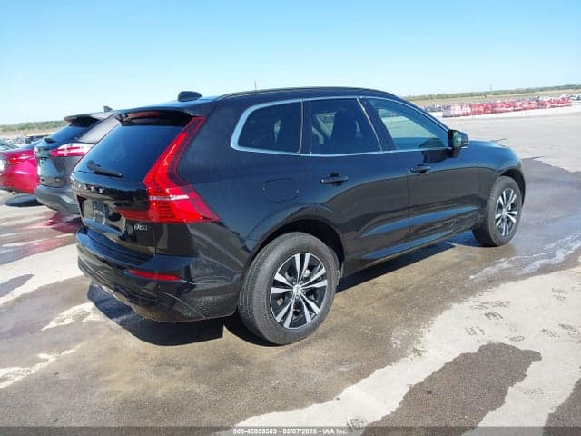 2023 VOLVO XC60 B5 CORE 4