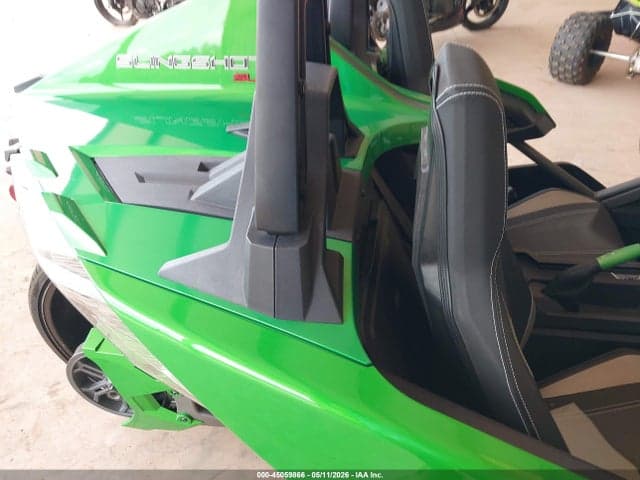 2018 POLARIS SLINGSHOT SL 8