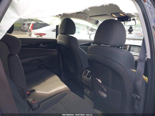 2020 KIA SORENTO 2.4L LX 8