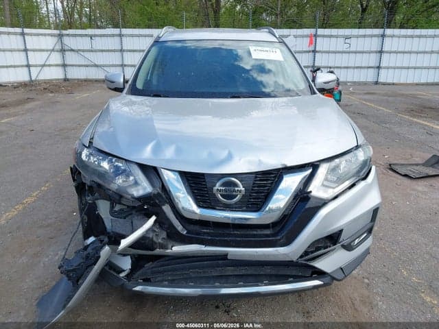 2017 NISSAN ROGUE SV 12