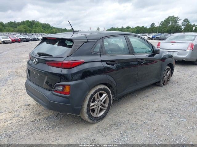 2021 HYUNDAI KONA SE 4