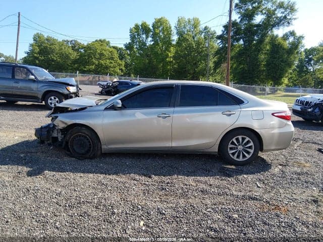 2017 TOYOTA CAMRY LE 14